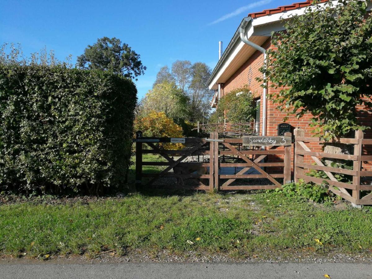 Ferienhaus Extrazeit_Urlaub Hasselberg  Экстерьер фото